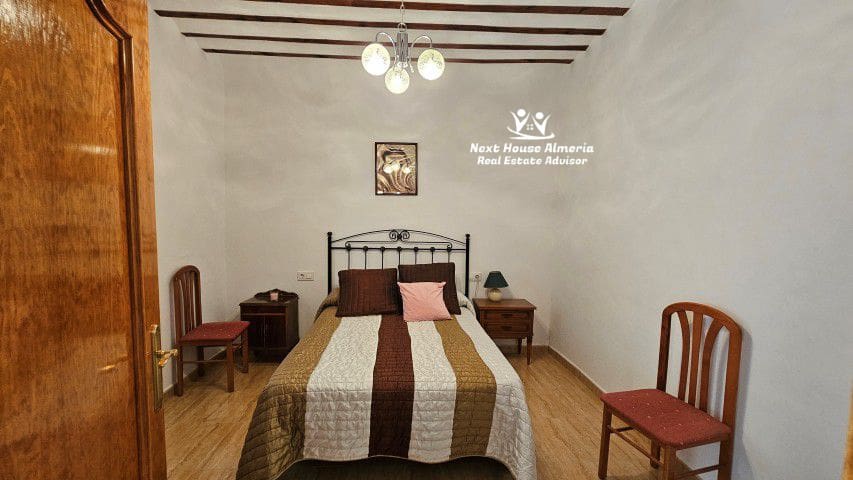 8 soveværelse Finca/Landehus til salg i Oria med garage - € 159.000 (Ref: 9247444)