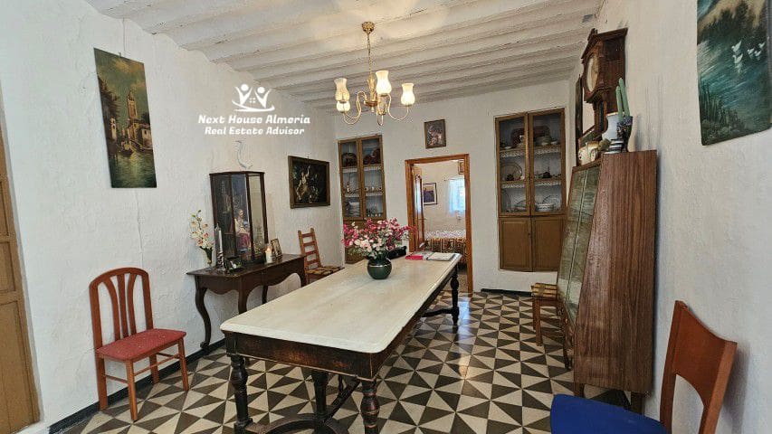 8 soveværelse Finca/Landehus til salg i Oria med garage - € 159.000 (Ref: 9247444)