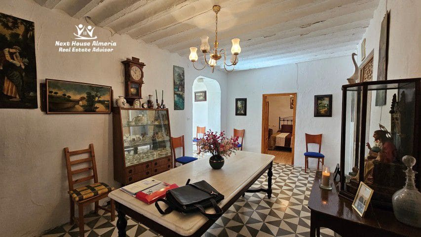 8 soveværelse Finca/Landehus til salg i Oria med garage - € 159.000 (Ref: 9247444)