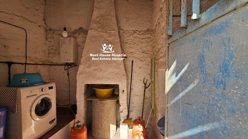 8 soveværelse Finca/Landehus til salg i Oria med garage - € 159.000 (Ref: 9247444)