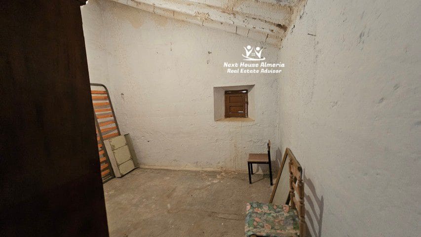 8 soveværelse Finca/Landehus til salg i Oria med garage - € 159.000 (Ref: 9247444)