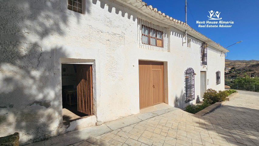 8 soveværelse Finca/Landehus til salg i Oria med garage - € 159.000 (Ref: 9247444)