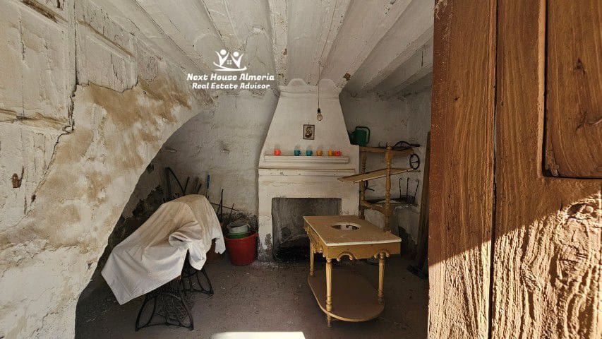 8 soveværelse Finca/Landehus til salg i Oria med garage - € 159.000 (Ref: 9247444)