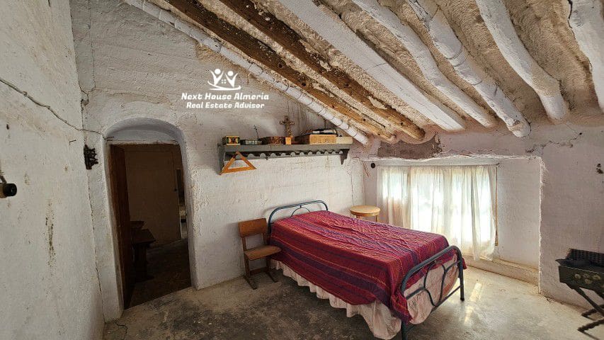 8 soveværelse Finca/Landehus til salg i Oria med garage - € 159.000 (Ref: 9247444)