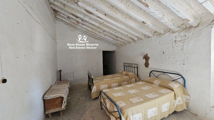 8 soveværelse Finca/Landehus til salg i Oria med garage - € 159.000 (Ref: 9247444)