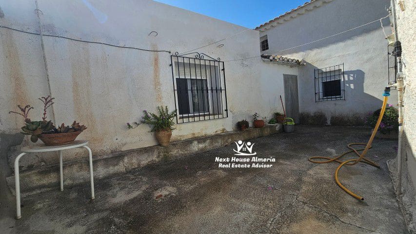 8 soveværelse Finca/Landehus til salg i Oria med garage - € 159.000 (Ref: 9247444)