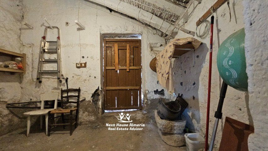 8 soveværelse Finca/Landehus til salg i Oria med garage - € 159.000 (Ref: 9247444)