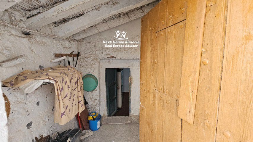 8 soveværelse Finca/Landehus til salg i Oria med garage - € 159.000 (Ref: 9247444)