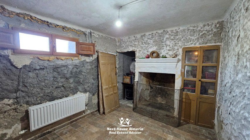 6 soveværelse Finca/Landehus til salg i Oria med garage - € 199.950 (Ref: 9247445)