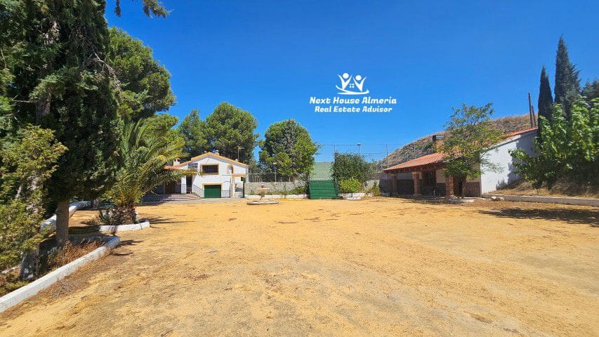 4 bedroom Finca/Country House for sale in Purchena with garage - € 699,950 (Ref: 9252541)