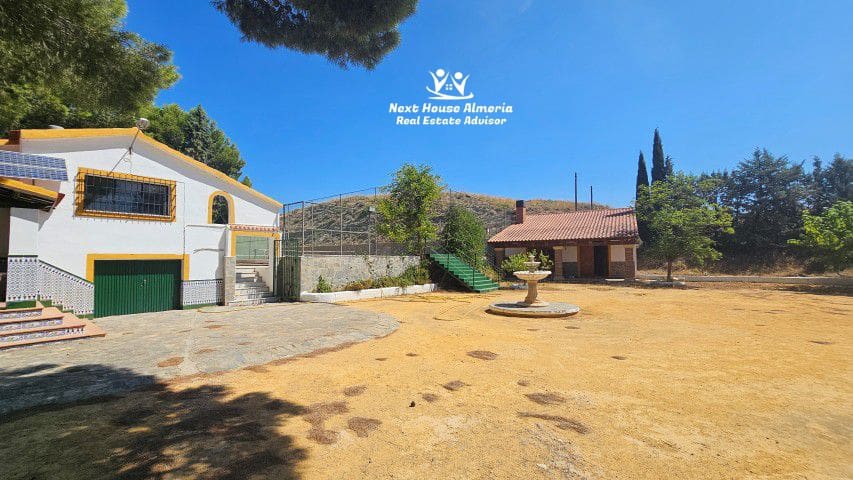 4 bedroom Finca/Country House for sale in Purchena with garage - € 699,950 (Ref: 9252541)