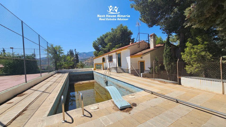 4 bedroom Finca/Country House for sale in Purchena with garage - € 699,950 (Ref: 9252541)