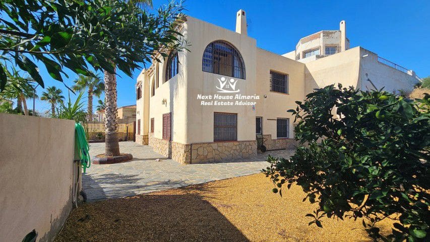 3 slaapkamer Villa te koop in Mojacar met garage - € 450.000 (Ref: 9282472)