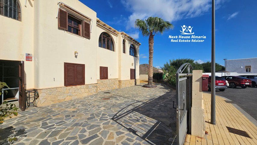 3 slaapkamer Villa te koop in Mojacar met garage - € 450.000 (Ref: 9282472)