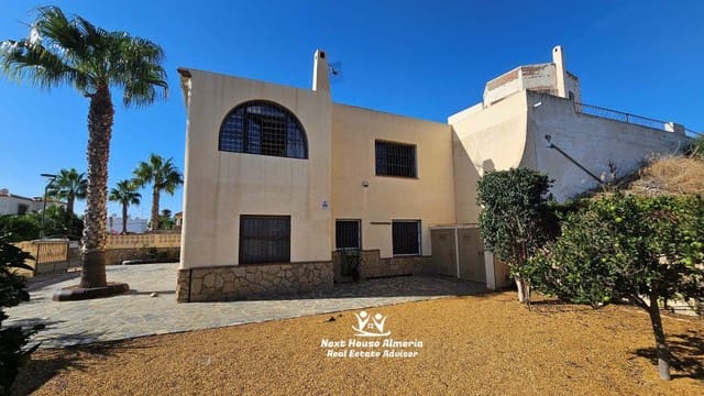 3 slaapkamer Villa te koop in Mojácar met garage - € 450.000 (Ref: 9282472)