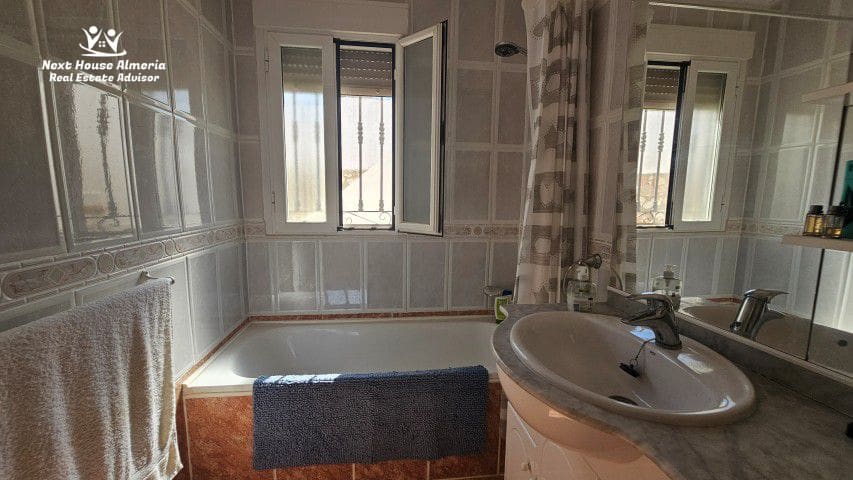 5 soverom Villa til salgs i Arboleas med garasje - € 369 995 (Ref: 9282473)