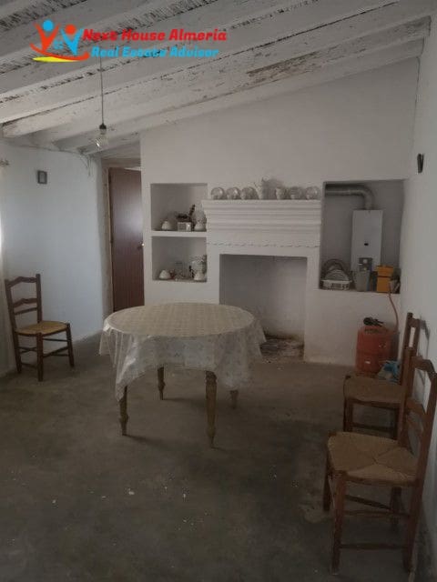 3 slaapkamer Finca/Landhuis te koop in Arboleas - € 68.000 (Ref: 9308390)