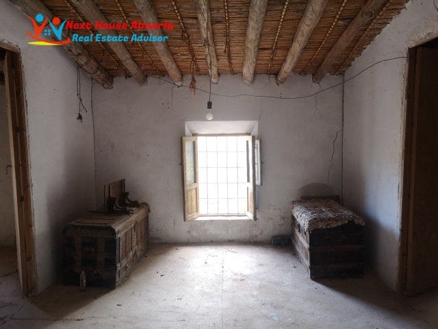 3 slaapkamer Finca/Landhuis te koop in Arboleas - € 68.000 (Ref: 9308390)