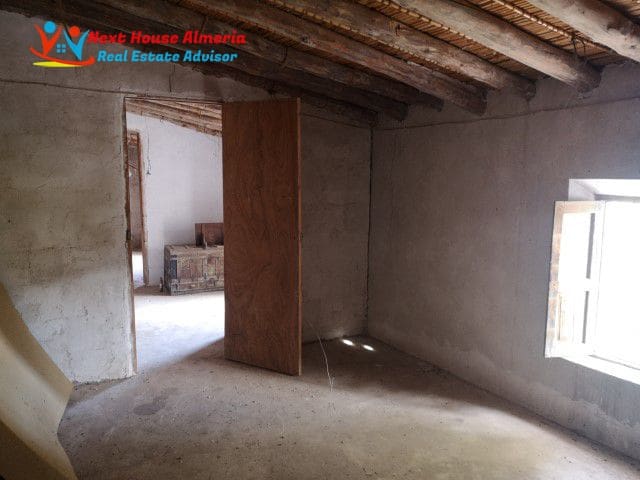 3 slaapkamer Finca/Landhuis te koop in Arboleas - € 68.000 (Ref: 9308390)