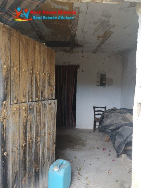 3 slaapkamer Finca/Landhuis te koop in Arboleas - € 68.000 (Ref: 9308390)