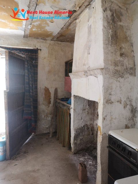 3 slaapkamer Finca/Landhuis te koop in Arboleas - € 68.000 (Ref: 9308390)