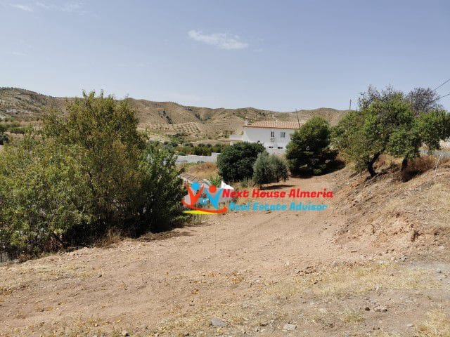 3 slaapkamer Finca/Landhuis te koop in Arboleas - € 68.000 (Ref: 9308390)