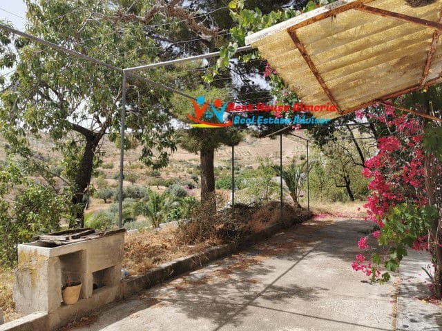 3 slaapkamer Finca/Landhuis te koop in Arboleas - € 68.000 (Ref: 9308390)