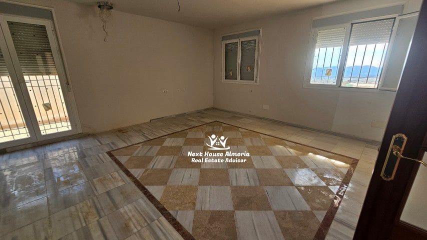 4 soveværelse Villa til salg i Oria med garage - € 175.000 (Ref: 9353801)