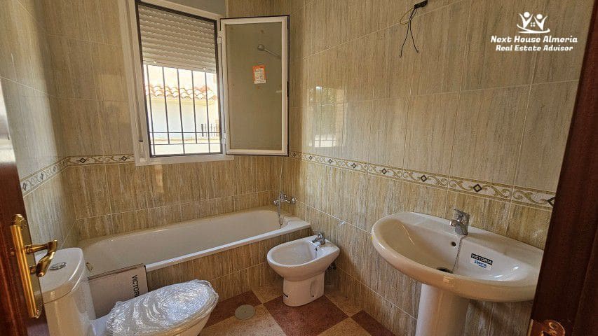 4 soveværelse Villa til salg i Oria med garage - € 175.000 (Ref: 9353801)