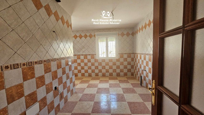 4 soveværelse Villa til salg i Oria med garage - € 175.000 (Ref: 9353801)