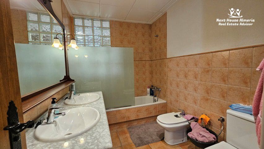 3 sypialnia Finka/Dom wiejski na sprzedaż w La Parroquia - 165 000 € (Ref: 9353802)