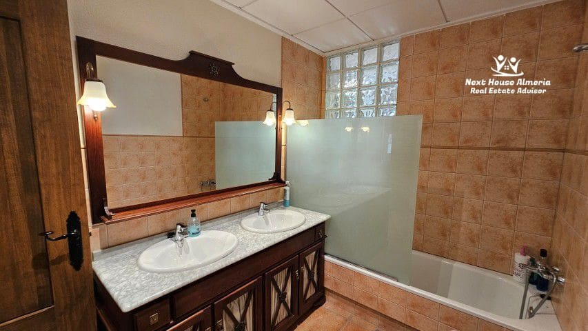 3 sypialnia Finka/Dom wiejski na sprzedaż w La Parroquia - 165 000 € (Ref: 9353802)