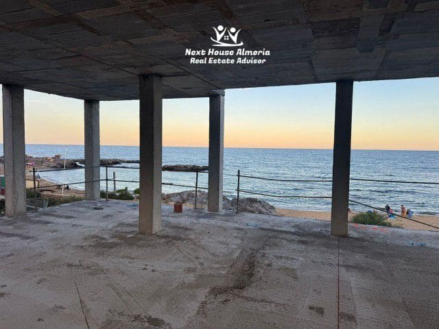 4 soverom Villa til salgs i Cala Panizo med garasje - € 1 070 000 (Ref: 9362716)