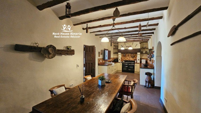 6 sovrum Finca/Hus på landet till salu i Velez-Rubio med garage - 499 999 € (Ref: 9367797)