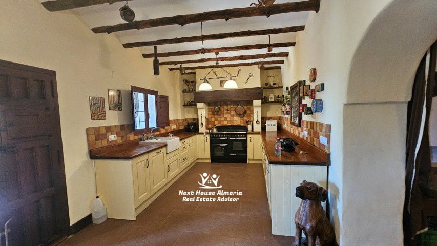 6 sovrum Finca/Hus på landet till salu i Velez-Rubio med garage - 499 999 € (Ref: 9367797)