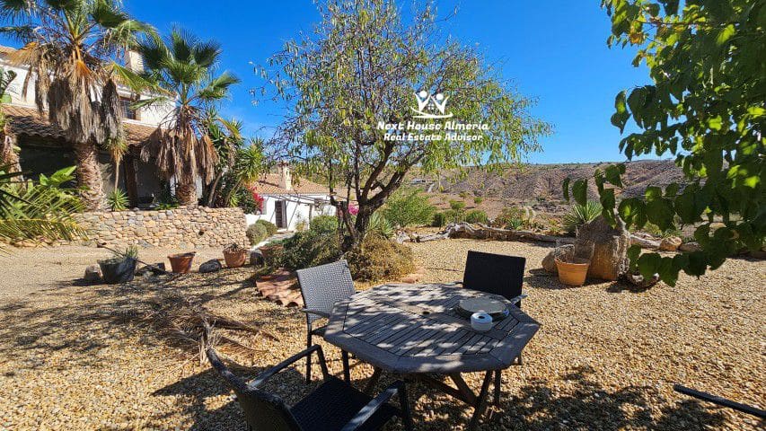 6 sovrum Finca/Hus på landet till salu i Velez-Rubio med garage - 499 999 € (Ref: 9367797)