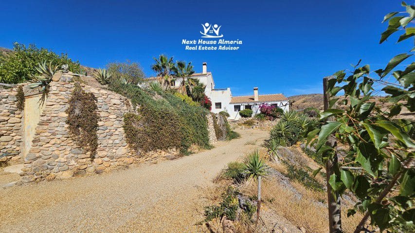 6 sovrum Finca/Hus på landet till salu i Velez-Rubio med garage - 499 999 € (Ref: 9367797)