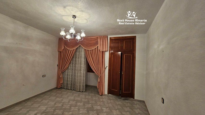 4 chambre Maison de Ville à vendre à Oria avec garage - 199 950 € (Ref: 9398732)