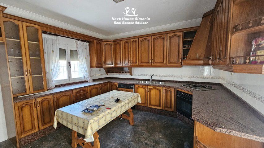 4 chambre Maison de Ville à vendre à Oria avec garage - 199 950 € (Ref: 9398732)