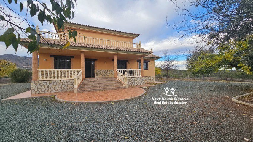 4 sovrum Villa till salu i La Parroquia - 280 000 € (Ref: 9410758)