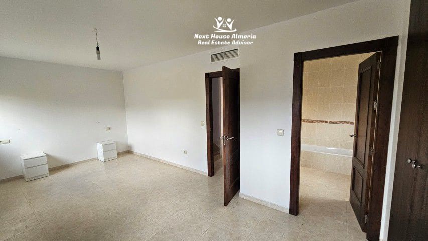 4 sovrum Villa till salu i La Parroquia - 280 000 € (Ref: 9410758)