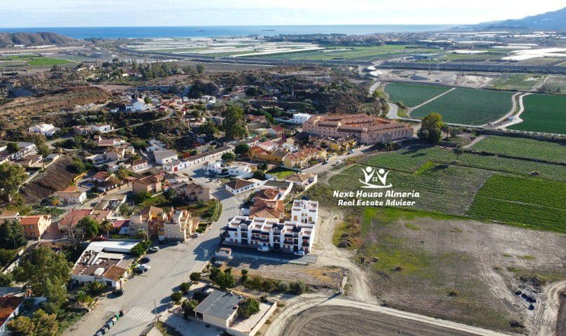 2 soverom Leilighet til salgs i Cuevas del Almanzora med garasje - € 118 900 (Ref: 9436988)