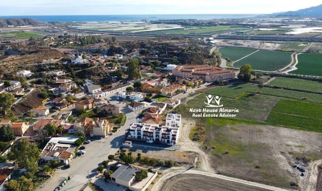 Apartamento de 2 habitaciones en Cuevas del Almanzora en venta con garaje - 118.900 € (Ref: 9436988)