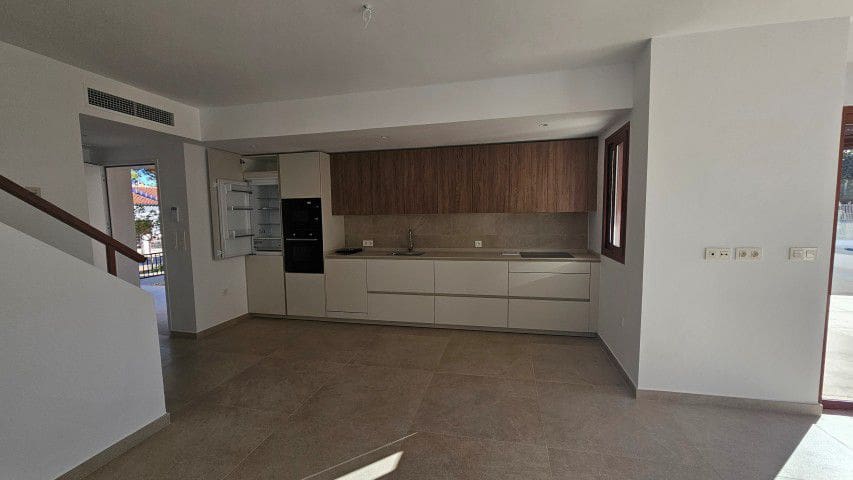 3 makuuhuone Huvila myytävänä paikassa El Pozo del Esparto - 320 000 € (Ref: 9513172)
