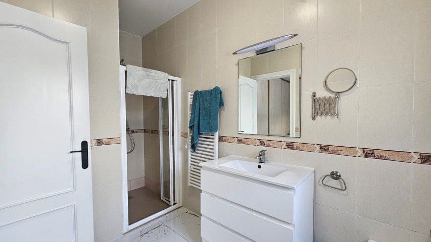 4 bedroom Villa for sale in Arboleas - € 310,000 (Ref: 9524080)