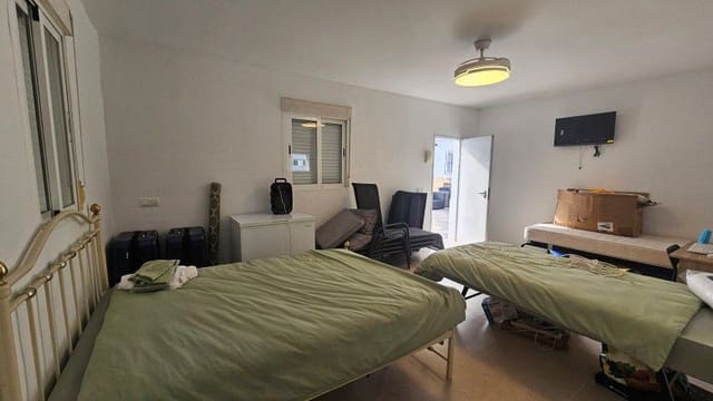 Chalet de 4 habitaciones en Arboleas en venta - 310.000 € (Ref: 9524080)