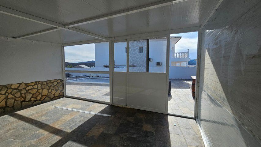 4 bedroom Villa for sale in Arboleas - € 310,000 (Ref: 9524080)