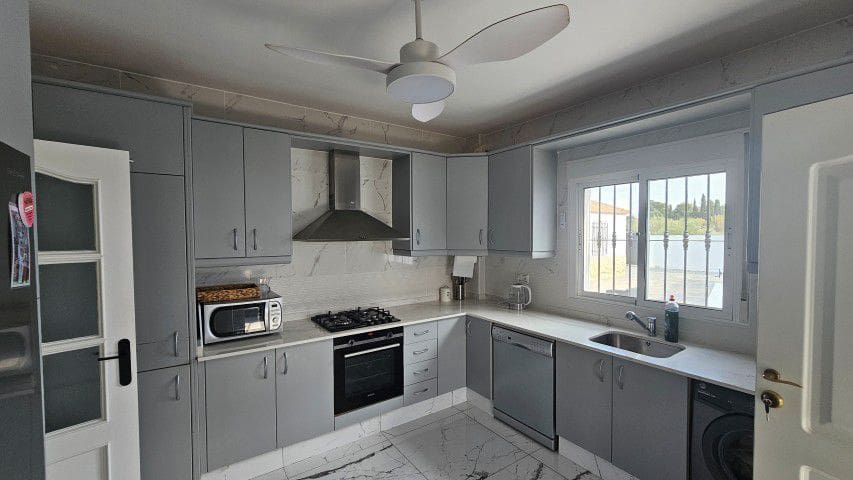 4 bedroom Villa for sale in Arboleas - € 310,000 (Ref: 9524080)