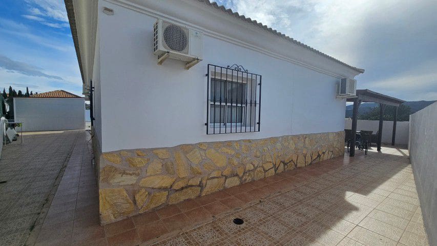 4 bedroom Villa for sale in Arboleas - € 310,000 (Ref: 9524080)