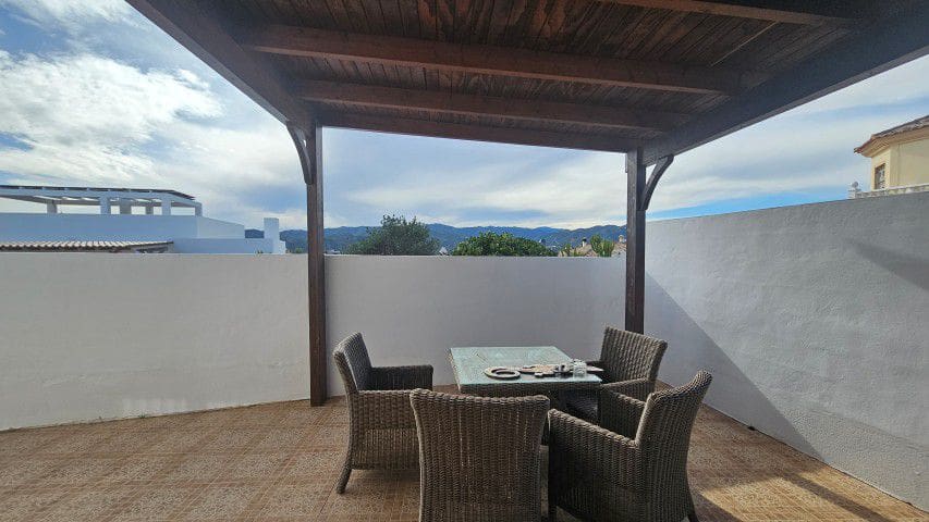 4 bedroom Villa for sale in Arboleas - € 310,000 (Ref: 9524080)